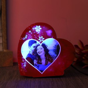 Personalised heartshaped led lamp for couples - Birthday Gifts Online