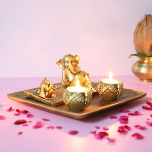 Relaxing Lord Ganesha With Rat - God Idols